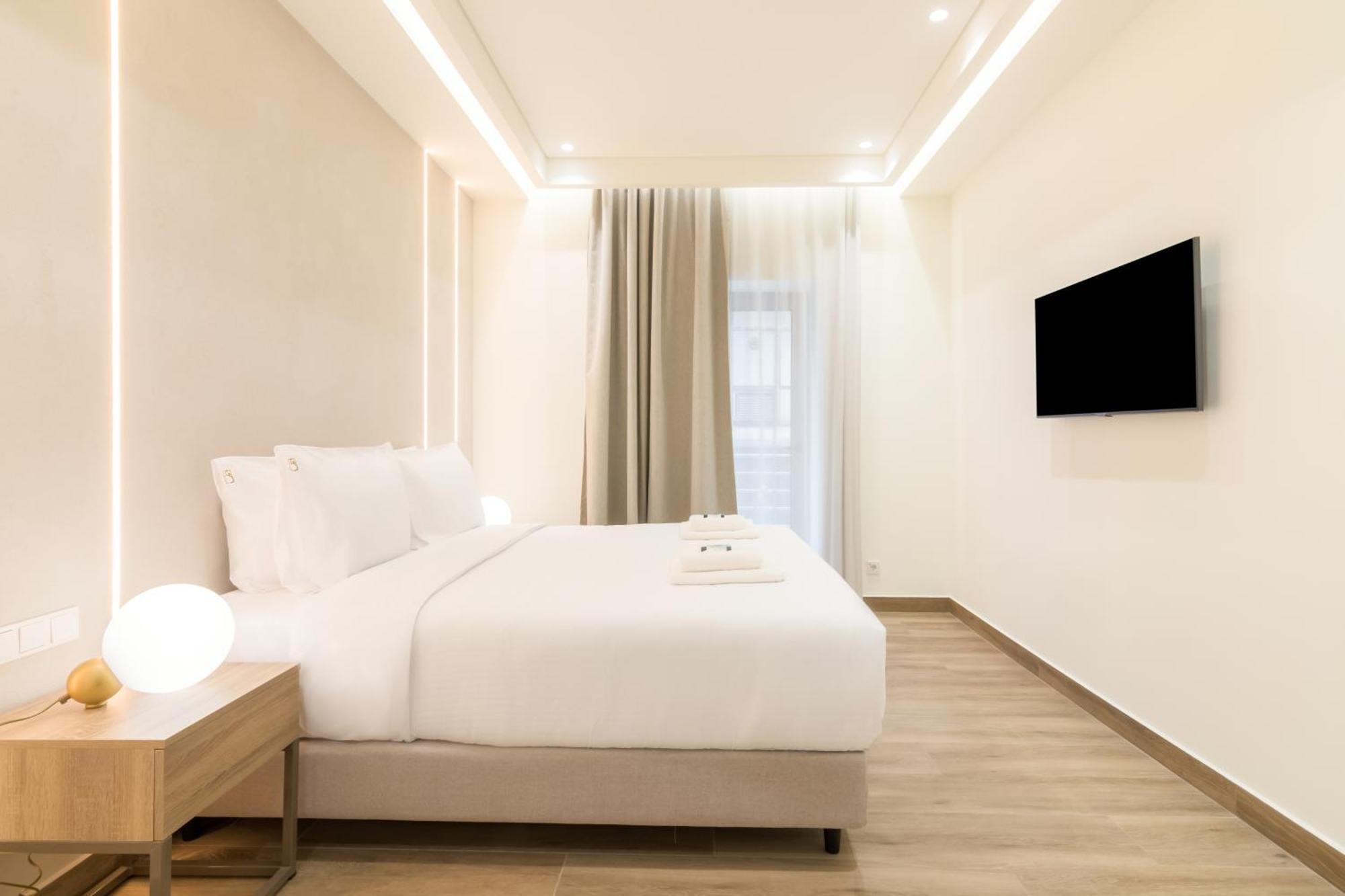 Socrates Fully Equipped Apartments With Unique Design Atenas Exterior foto