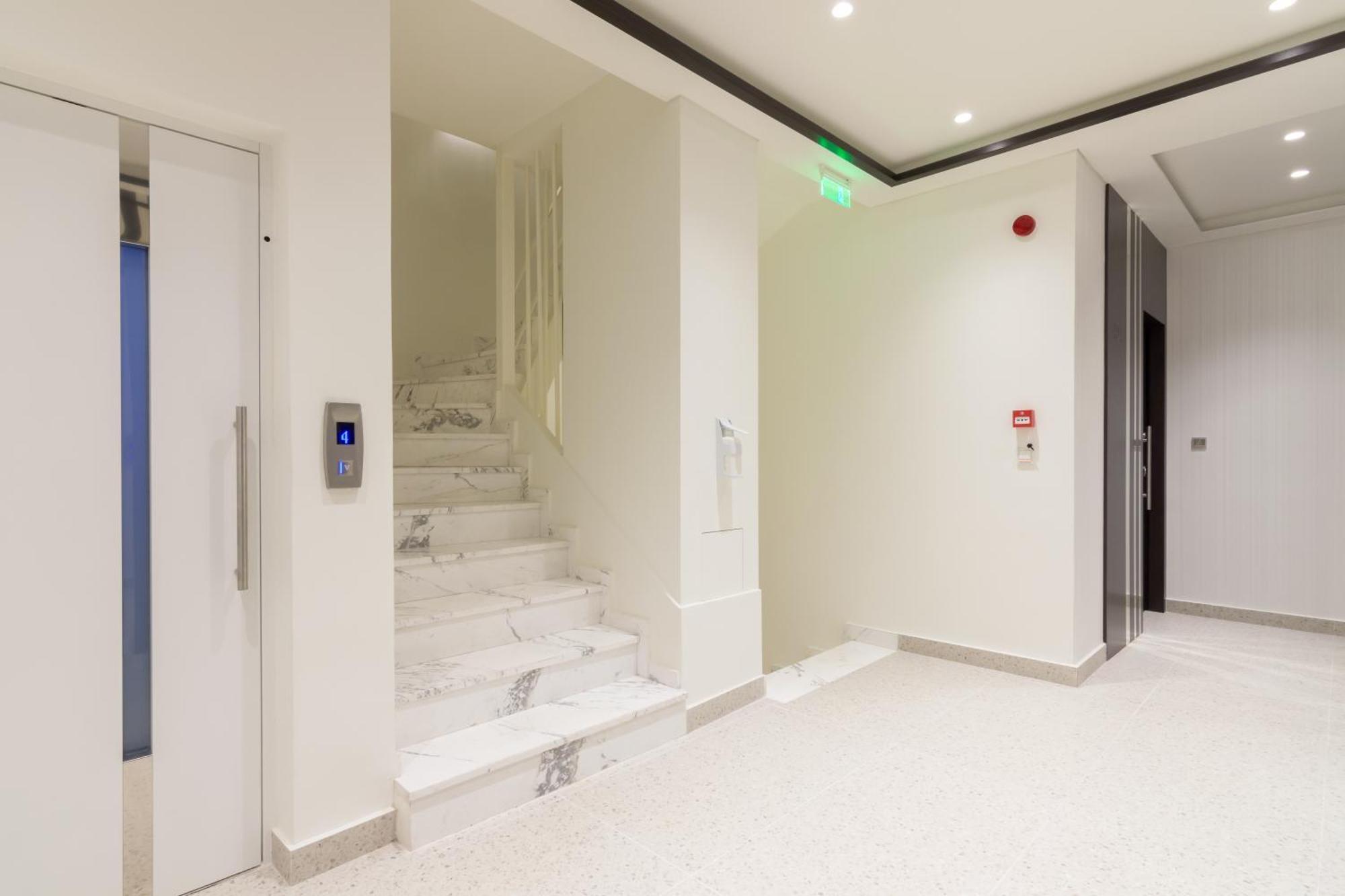 Socrates Fully Equipped Apartments With Unique Design Atenas Exterior foto