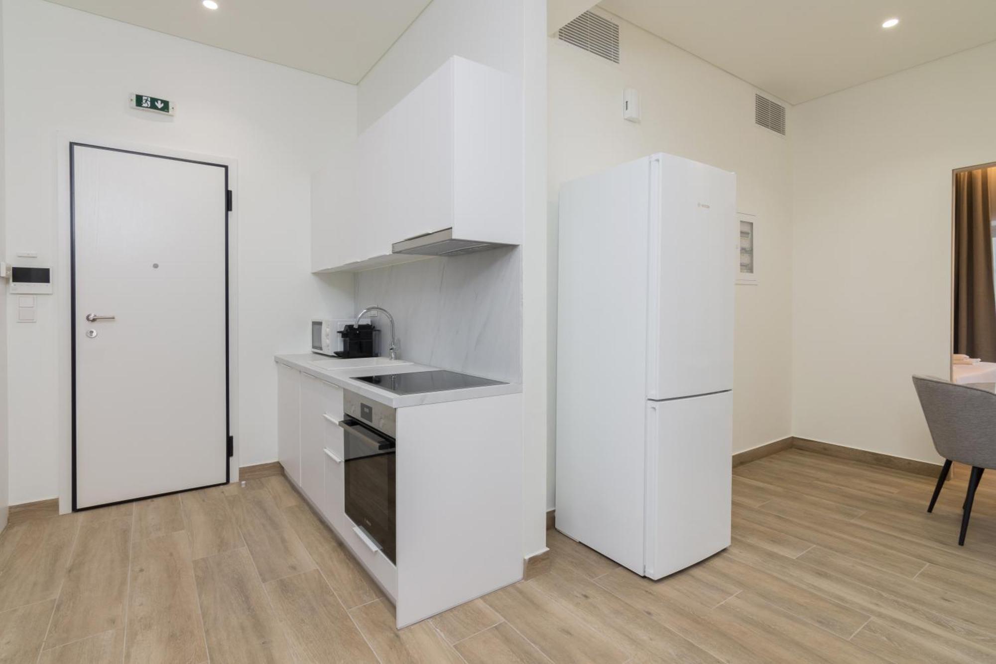 Socrates Fully Equipped Apartments With Unique Design Atenas Exterior foto