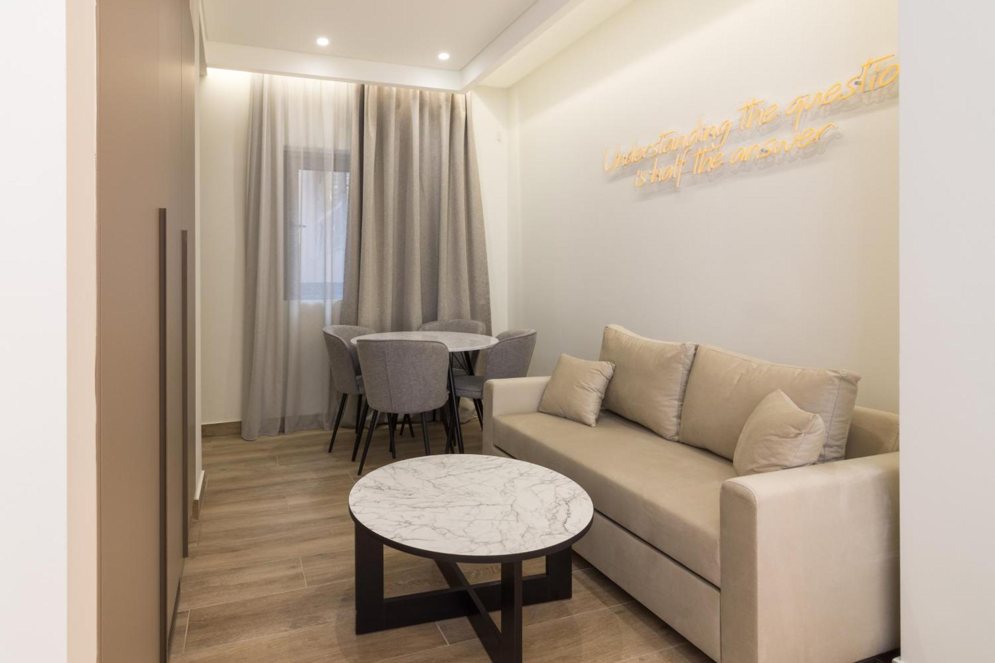 Socrates Fully Equipped Apartments With Unique Design Atenas Exterior foto