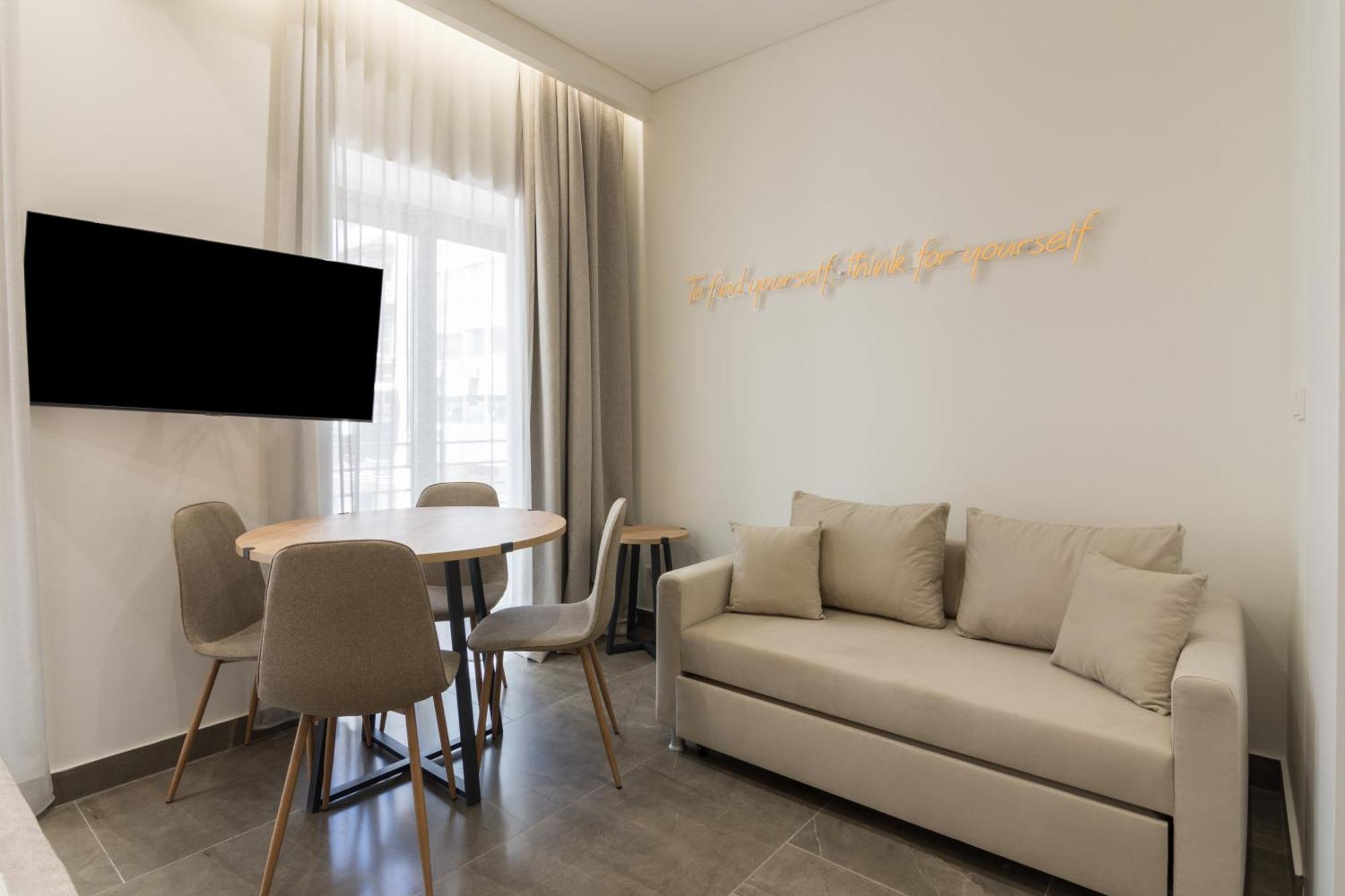 Socrates Fully Equipped Apartments With Unique Design Atenas Exterior foto