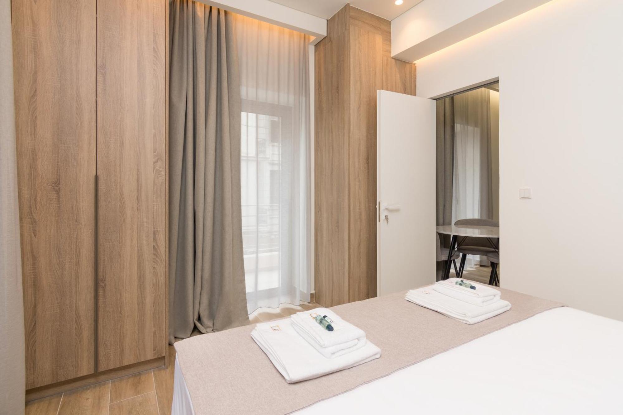 Socrates Fully Equipped Apartments With Unique Design Atenas Exterior foto