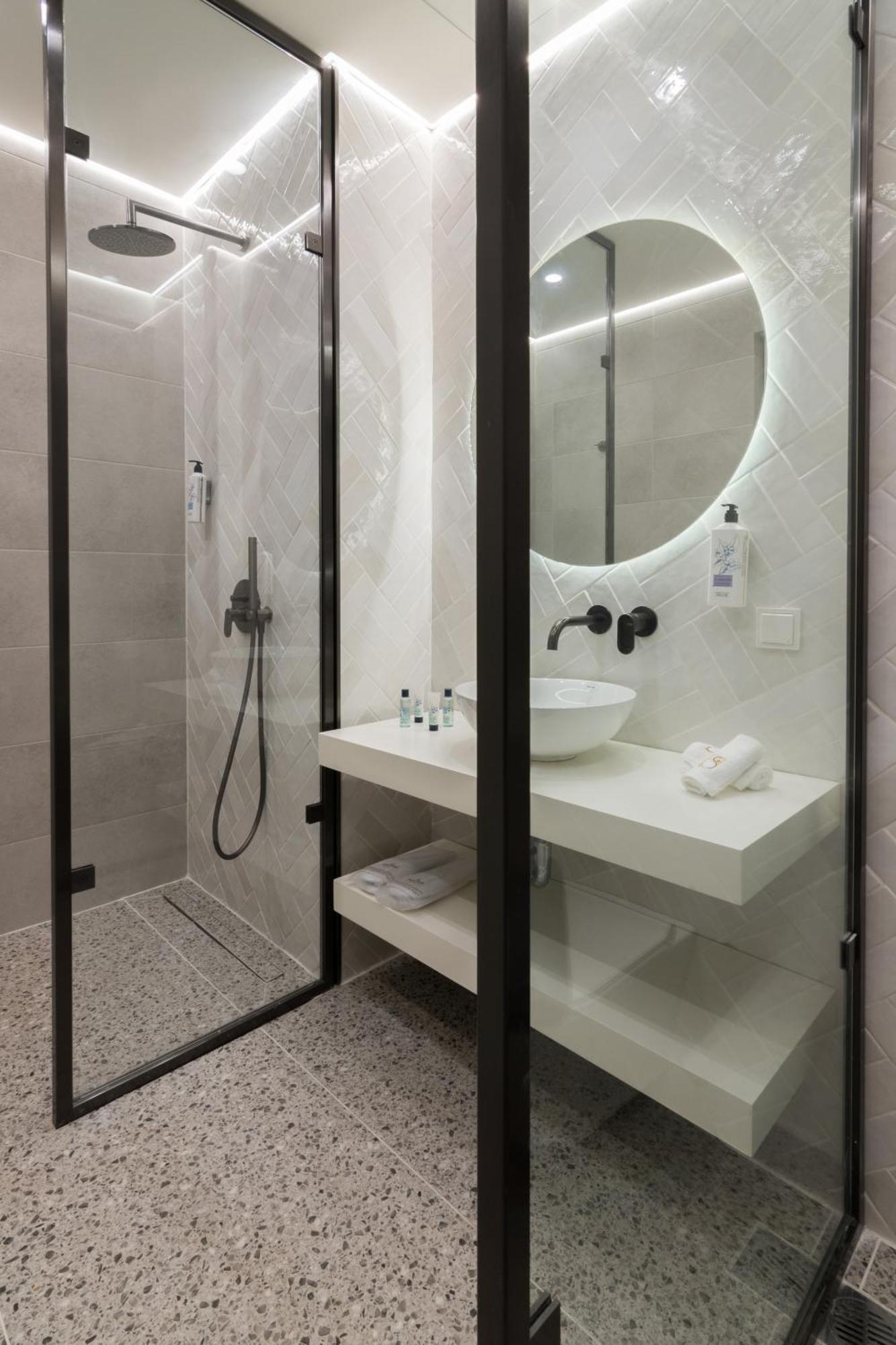 Socrates Fully Equipped Apartments With Unique Design Atenas Exterior foto