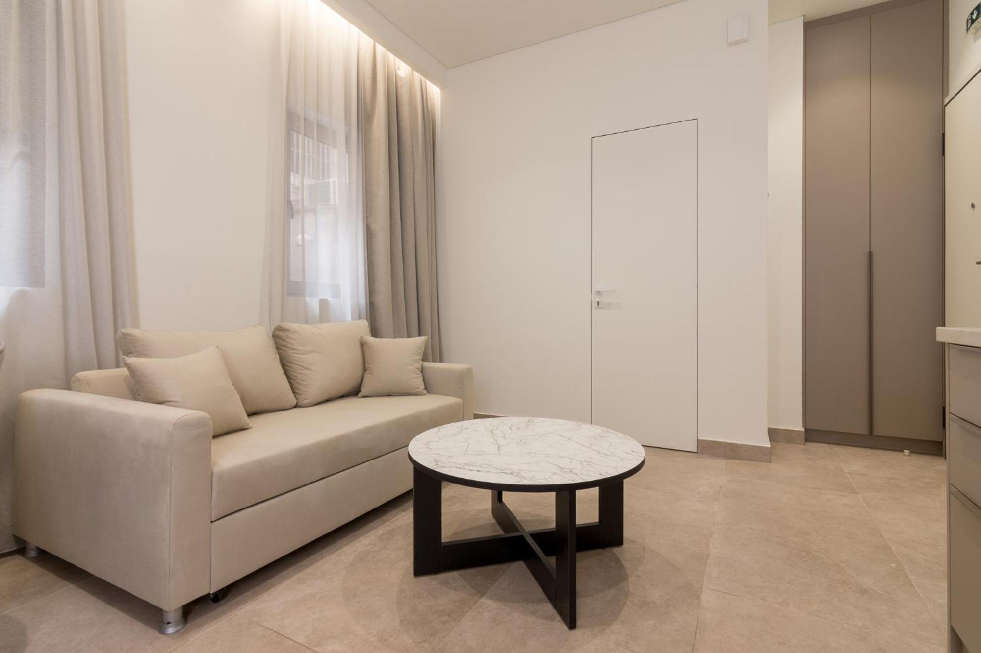 Socrates Fully Equipped Apartments With Unique Design Atenas Exterior foto