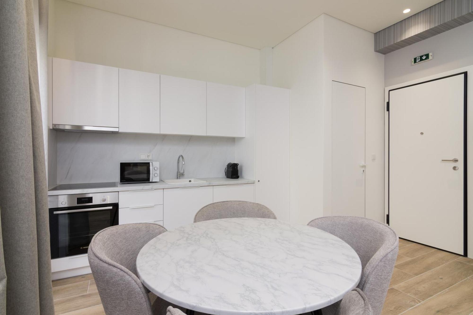 Socrates Fully Equipped Apartments With Unique Design Atenas Exterior foto